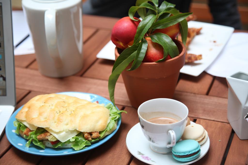 Bed&Breakfast Kod Smilje ベオグラード エクステリア 写真